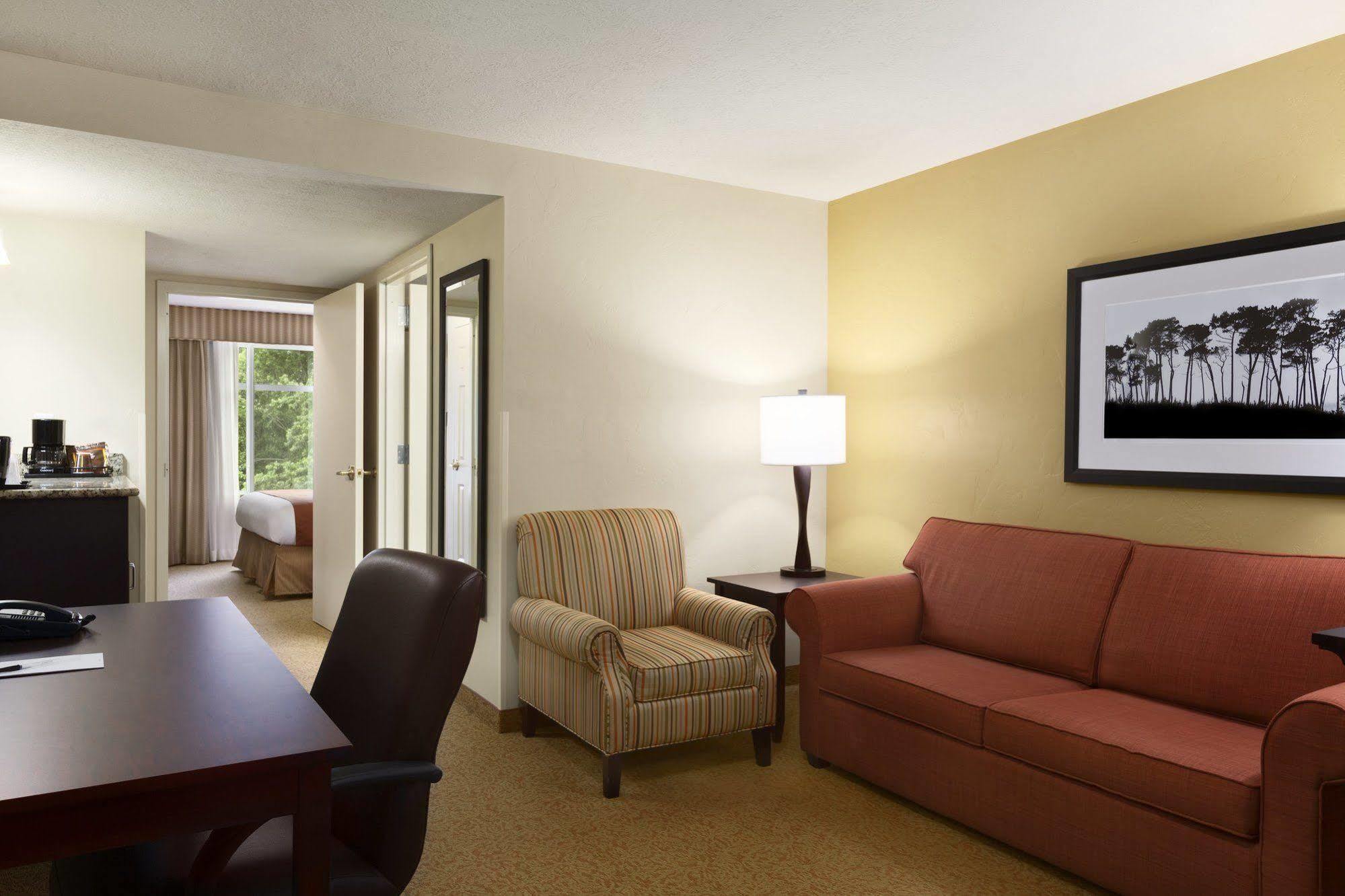 Country Inn & Suites By Radisson, Savannah Airport, Ga Eksteriør billede